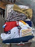 (2) Vintage Suitcases & Vintage Clothes