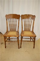 2 Cain Bottom Chairs