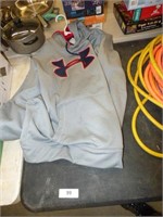 UNDER ARMOUR HOODIE SIZE LARGE