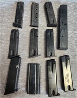 P - MIXED LOT OF 11 AMMO MAGS (F81)