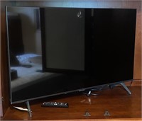 Samsung 43” Flat Screen TV w/ Remote. UN43TU700DF