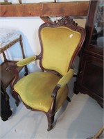 ORNATELY CARVED VICTORIAN PARLOUR CHAIR