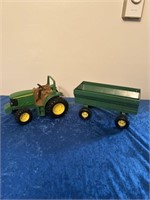 John Deere tractor & wagon