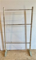 ANTIQUE PINE SHOE FOOT QUILT RACK