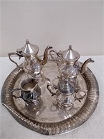 Decorative tea set