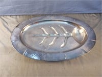 Meridian 18" footed serving tray. No#