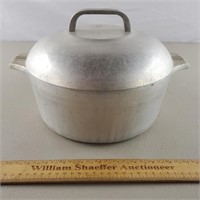 Wagner Ware Magnalite 4248P Dutch Oven w/ Lid