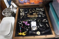 COSTUME JEWELRY - NOT DISPLAY