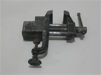 7.5"x 2.5"x 8.25" Vtg Table Clamp