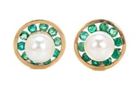 PAIR OF 14K GOLD, EMERALD AND PEARL EARRINGS, 8.1g