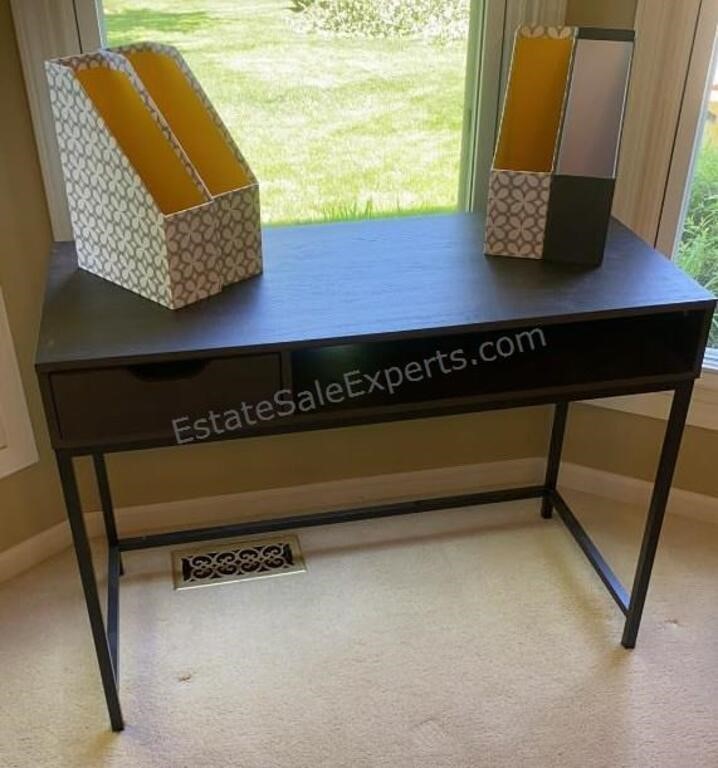 Office Desk & File Holders 18x40x29.5 inches tall