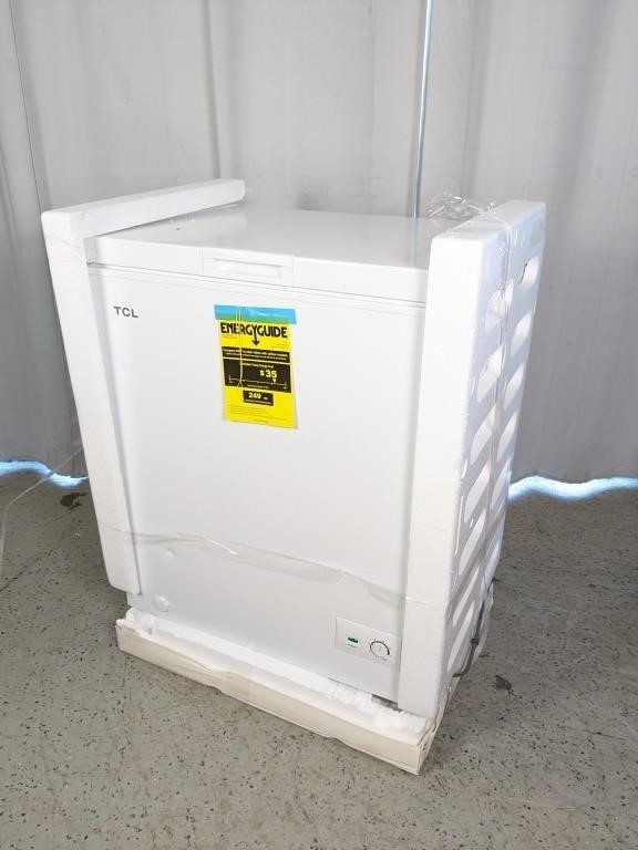 TCL TCF-145ZPH Chest Freezer