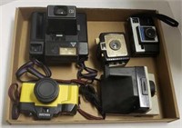 Vtg Camera Lot w/ Polaroid and Kodak *bidder