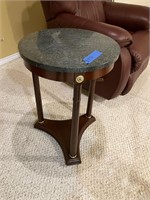 B470 Small occasional table w green top