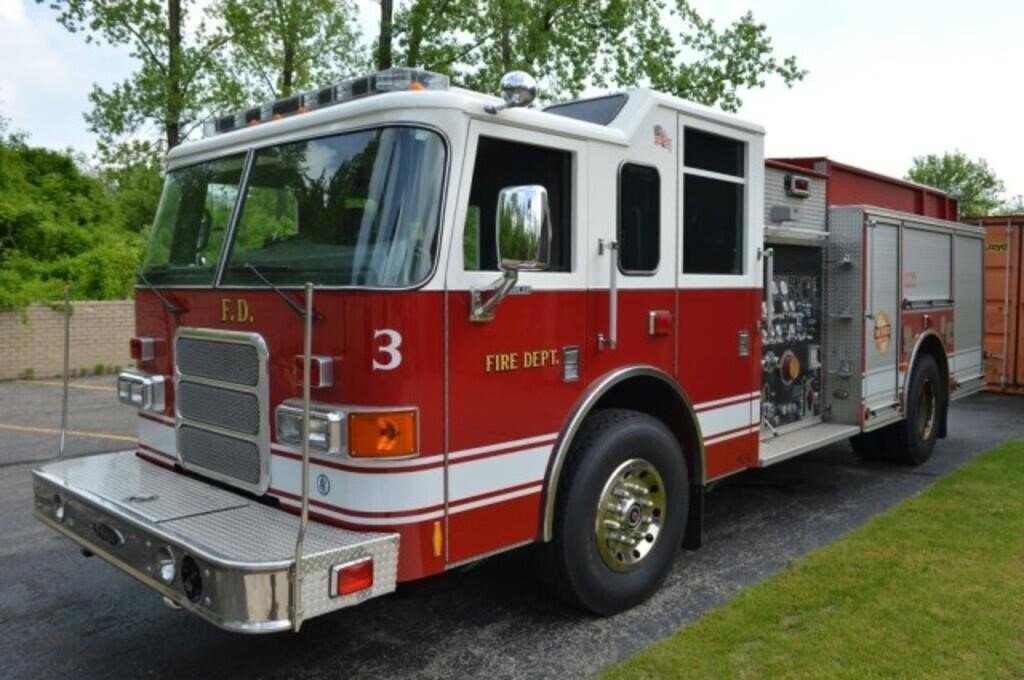 2003 Pierce Fire Engine