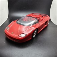 81' Ferrari Mythos -1/18- Revell