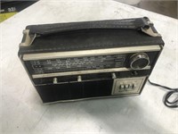 OLD PORTABLE RADIO