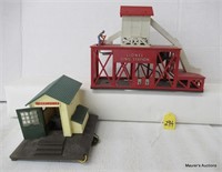 Lionel Icing Station & Shed(No Ship)