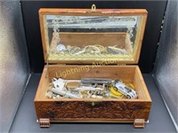 MIRRORED TREASURE CHEST JEWELRY BOX WITH CONTENTS