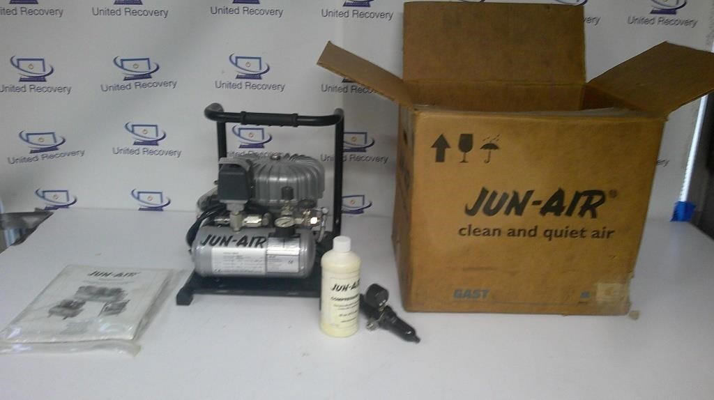 JUN-AIR 3-1.5 AIR COMPRESSOR - NEW
230V MODEL