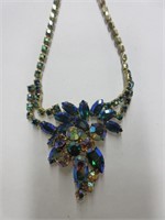 Ladies Vintage Rhinestone Necklace