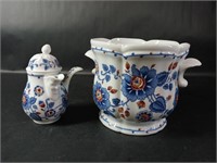 1979 Elizabeth Arden Porcelain Blue Flower Planter