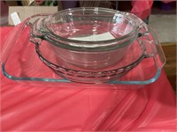 4 Glass Baking Dishes
