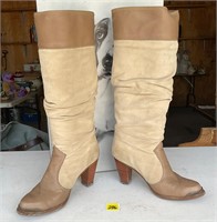 Fab Vtg Hush Puppies Size 7 Suede Leather