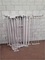 Long extending baby gate