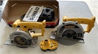 2 DeWalt battery circular saws, Charger