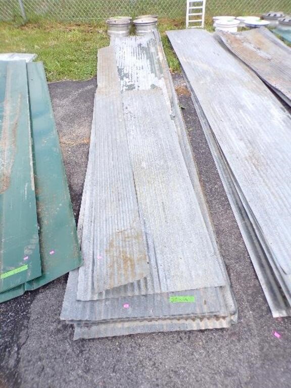 Gray Roof Metal Size in pic approx 12 pc