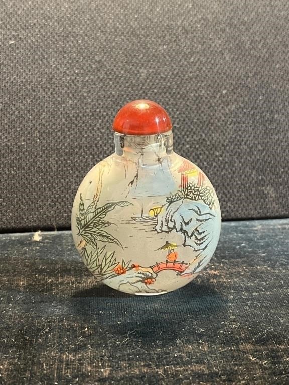 Snuff bottle