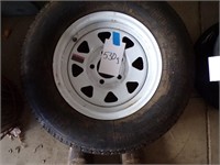 ST175/80R13-91/37l Tire on rim