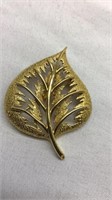 OF) LEAF PIN