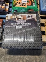 4x8’ foam floor tiles