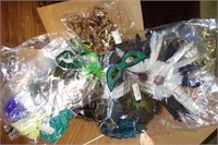 LOT: PARTY MASKS MARDIS GRAS, MASQUERADE PARTY,