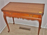 Queen Anne Style Lift Top Table with Drawer in