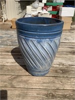 Large ceramic flower pot