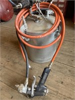 High pressure pot paint sprayer. Comes with hoses