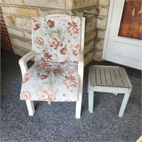 PLASTIC PATIO CHAIR & SIDE TABLE
