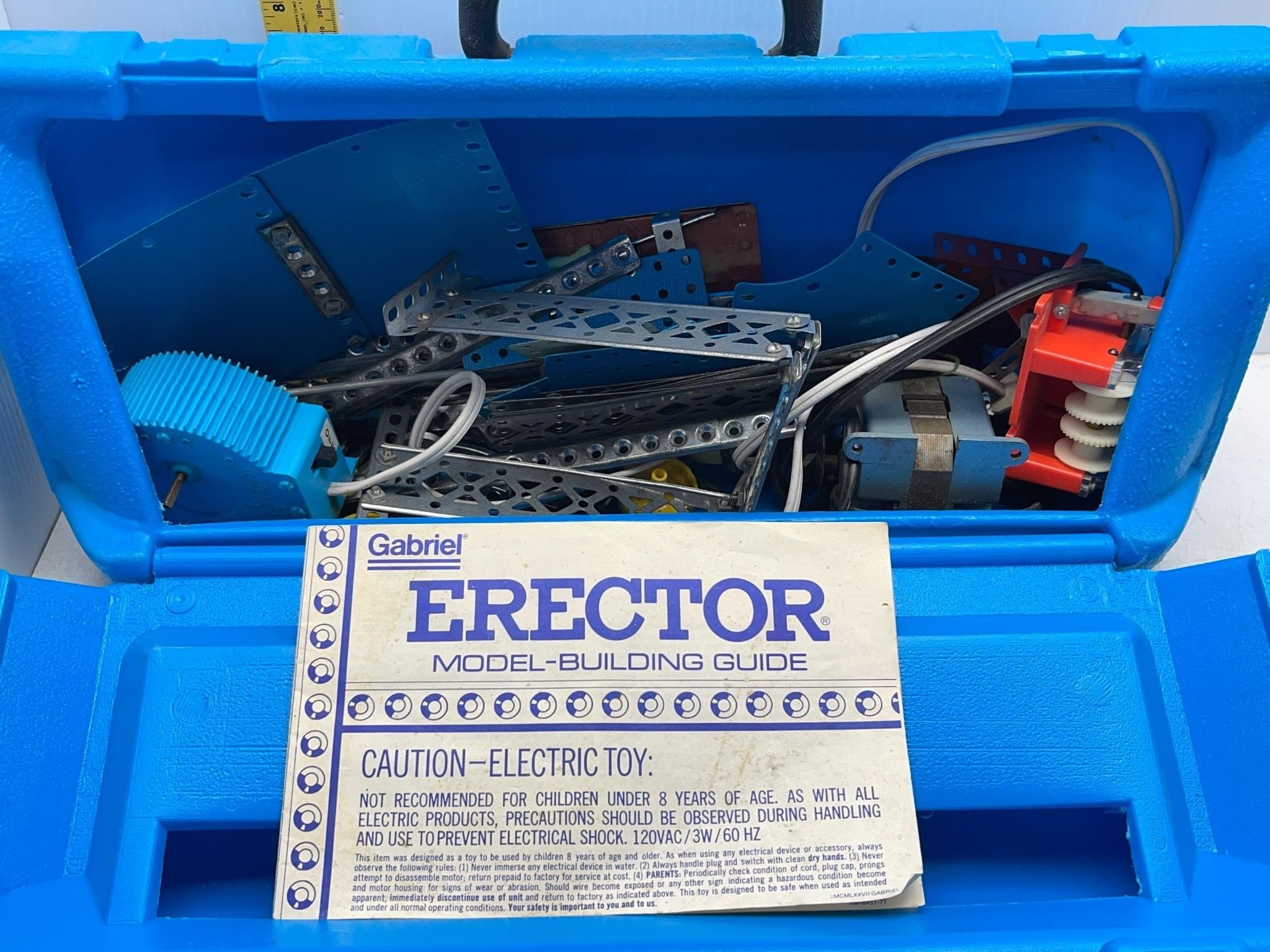 1977 GABRIEL ERECTOR SET