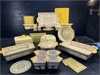 16 PC OF TEMP-TATIONS 'OLD WORLD' OVENWARE