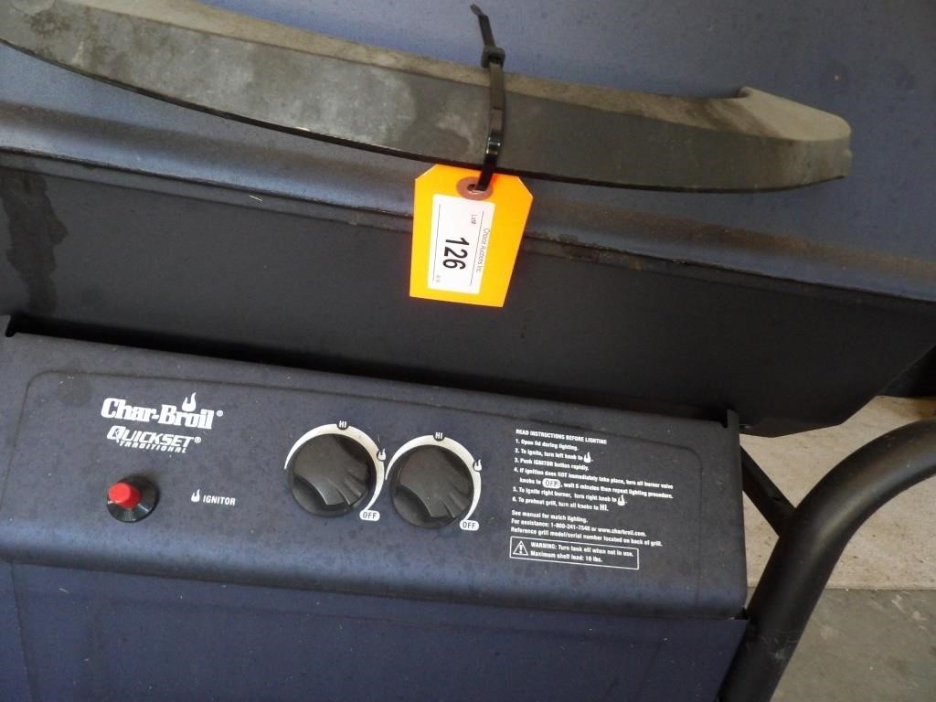 CHAR BROIL GRILL WITH TANK