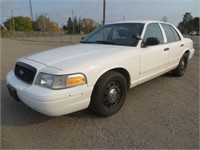 2010 FORD CROWN VIC 136467