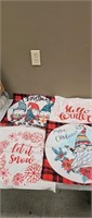New - 4pcs - (17 x 17") Gooford Pillow Covers Red
