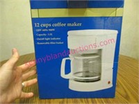 12 cup coffee pot (never used)