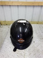 (1) Harley Davidson motorcycle helmet