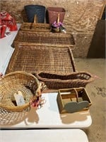 LOT OF WICKER AND WOODEN BASKETS 1 LONGABERGER