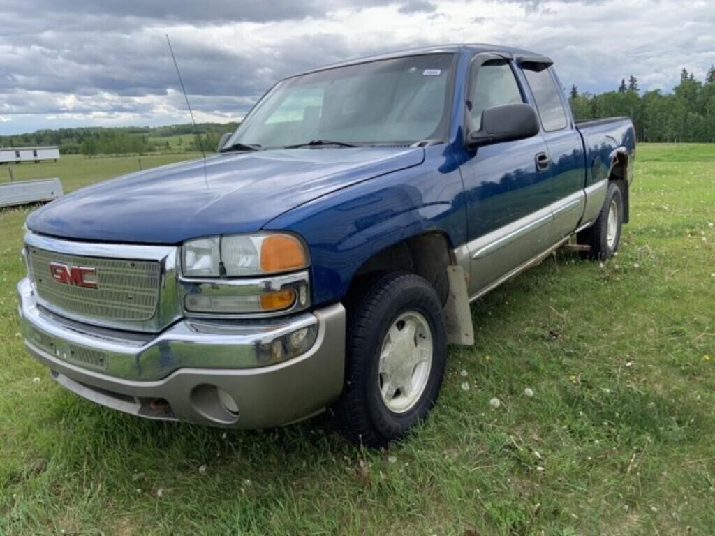 2003 GMC Sierra 1500 Truck