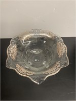 Silver design glass dish